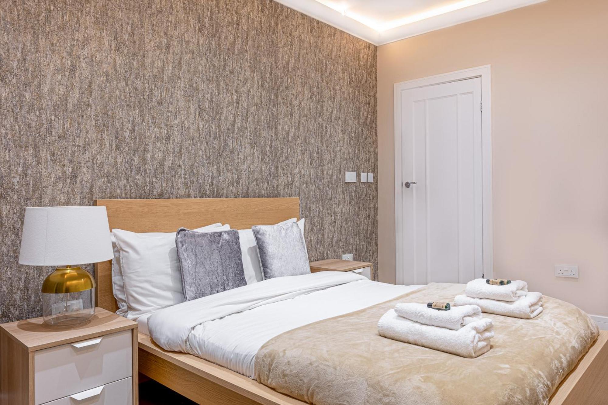 לונדון Modern 4 Bdr 3 Bth Apt Minutes From Edgware Road מראה חיצוני תמונה